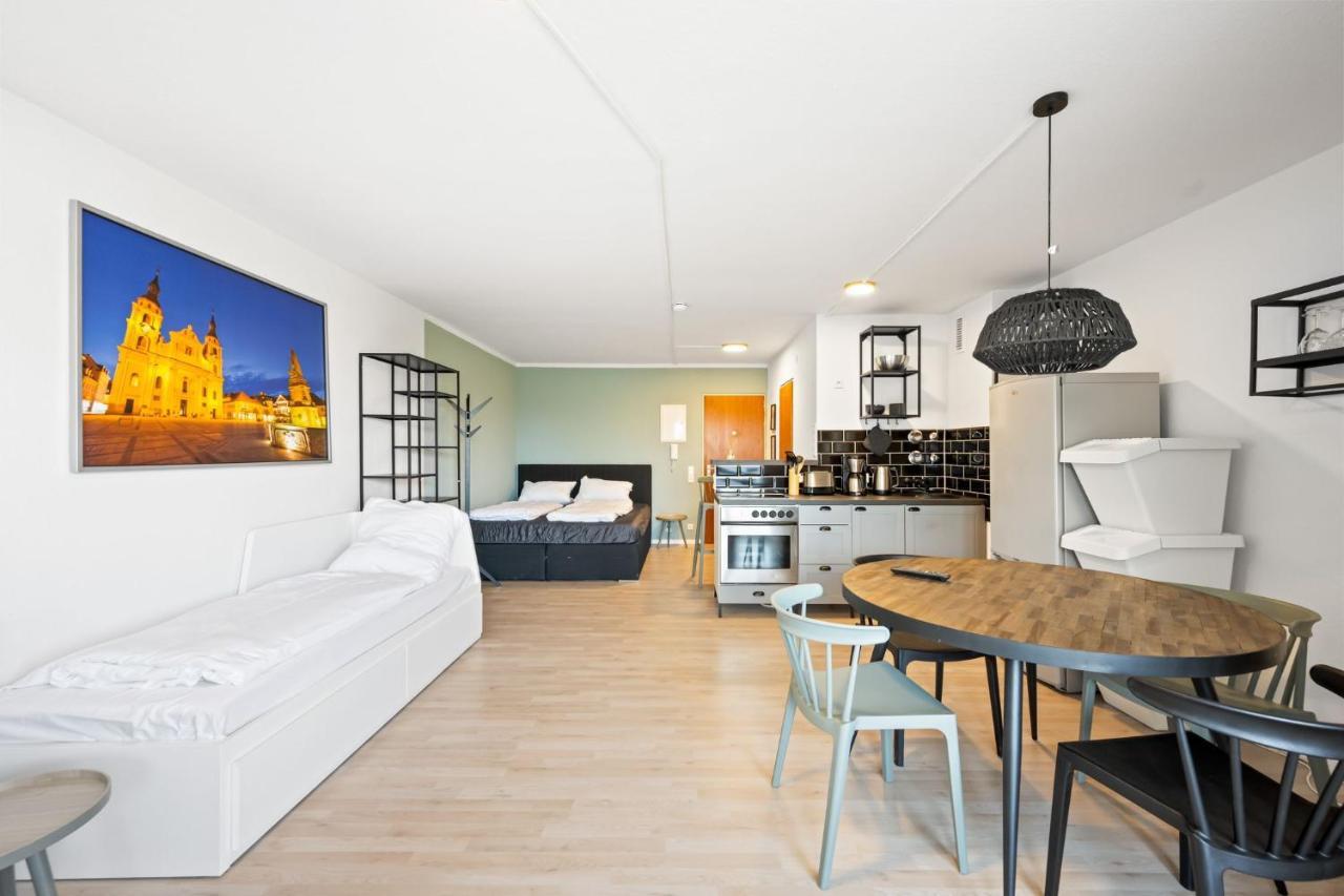 Sali Homes - Fewo Bluehendes Barock Ludwigsburg Luaran gambar